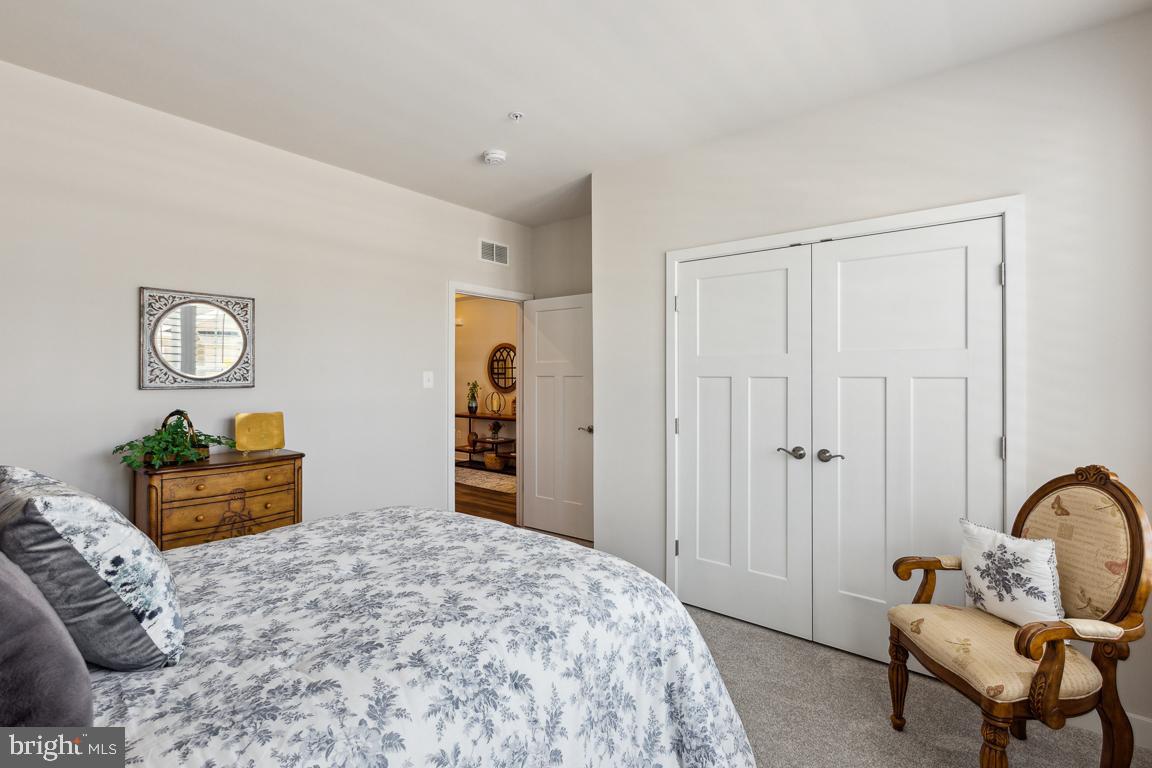 TWO RIVERS - Residential