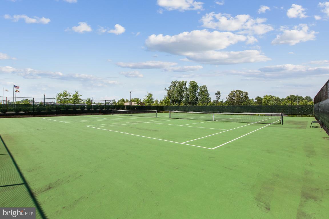 TWO RIVERS - Residential