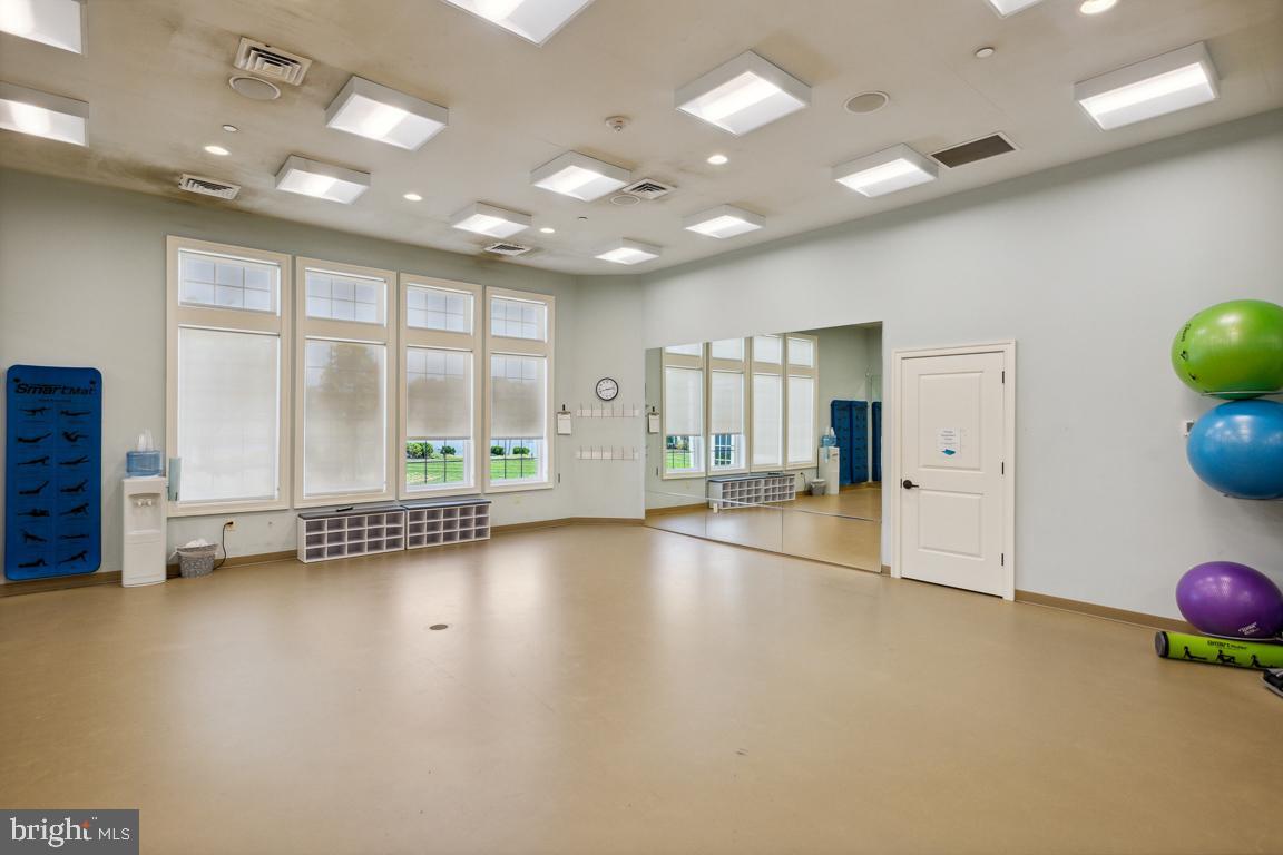 TWO RIVERS - Residential