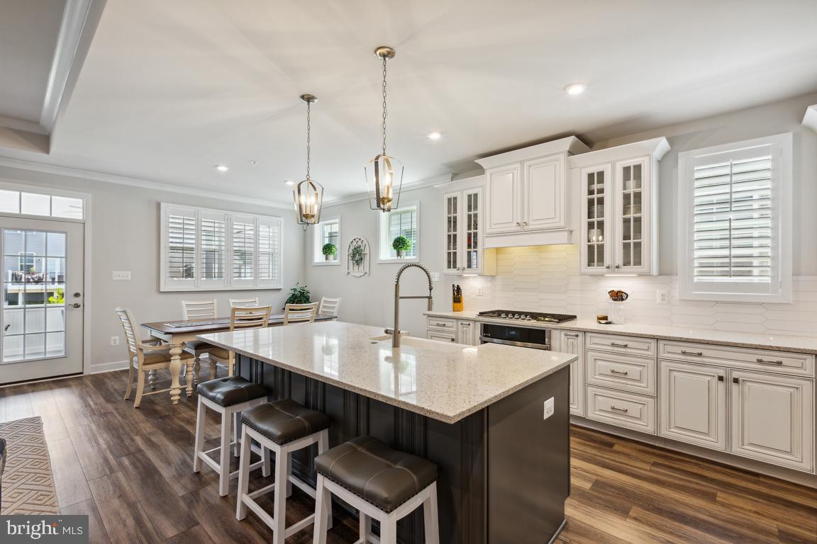 TWO RIVERS - Residential