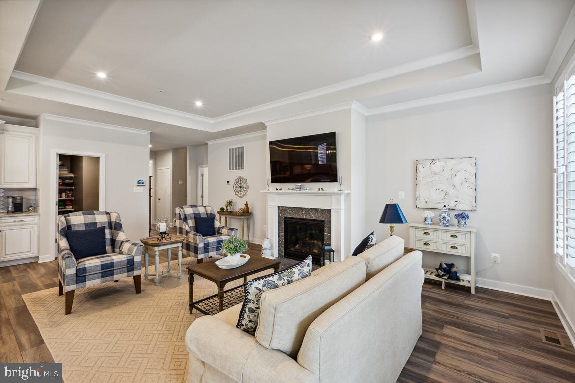 TWO RIVERS - Residential