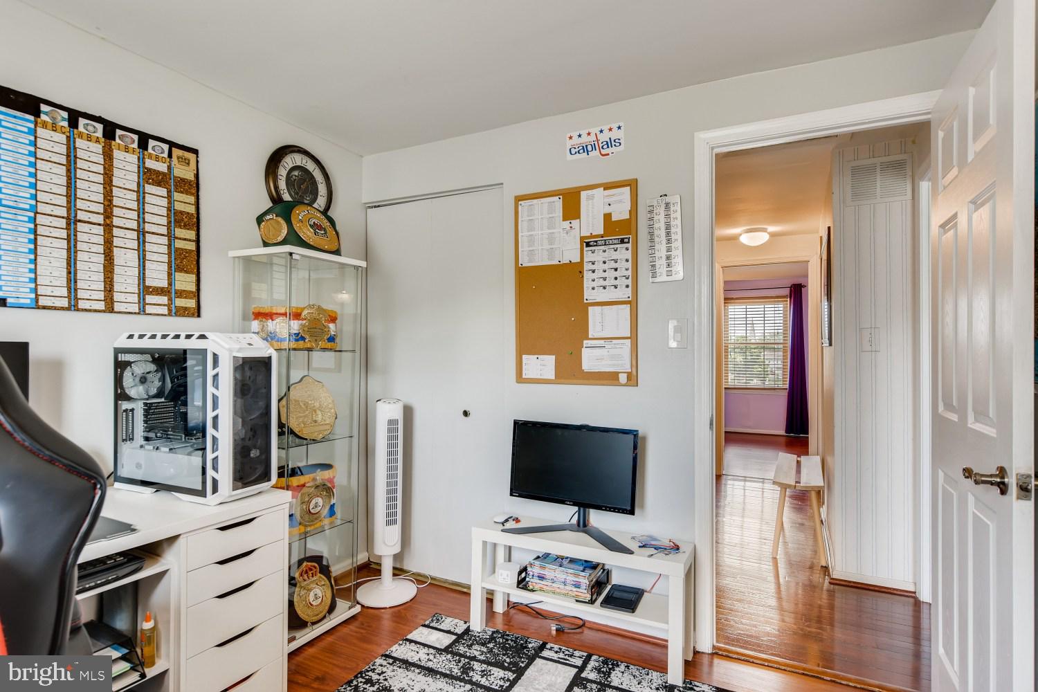 KINGS COURT - Residential