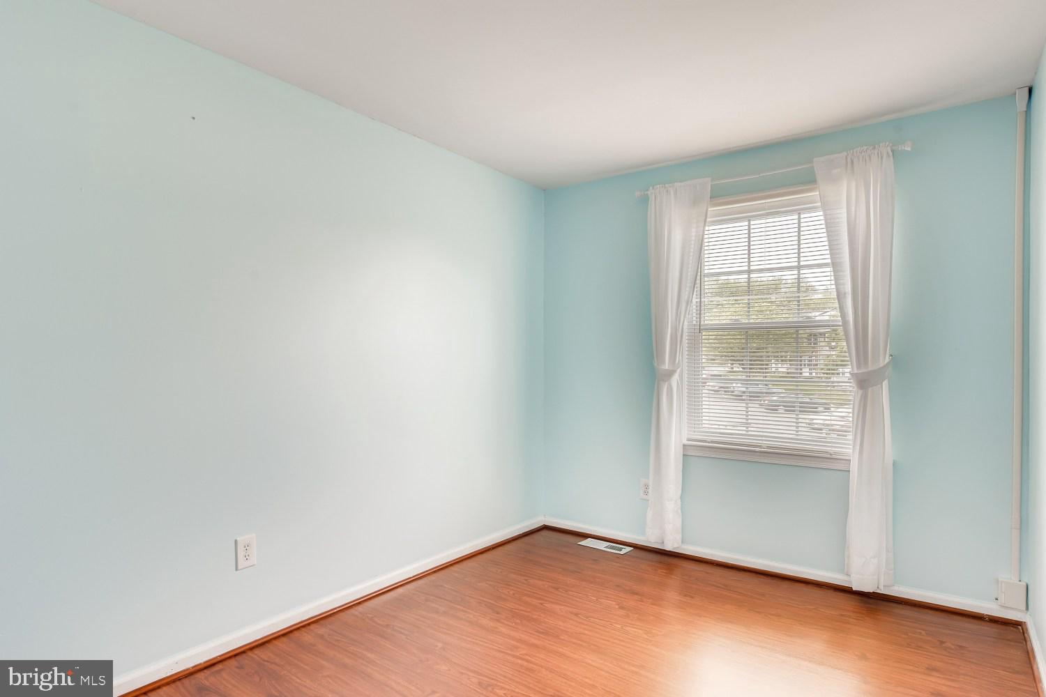 KINGS COURT - Residential