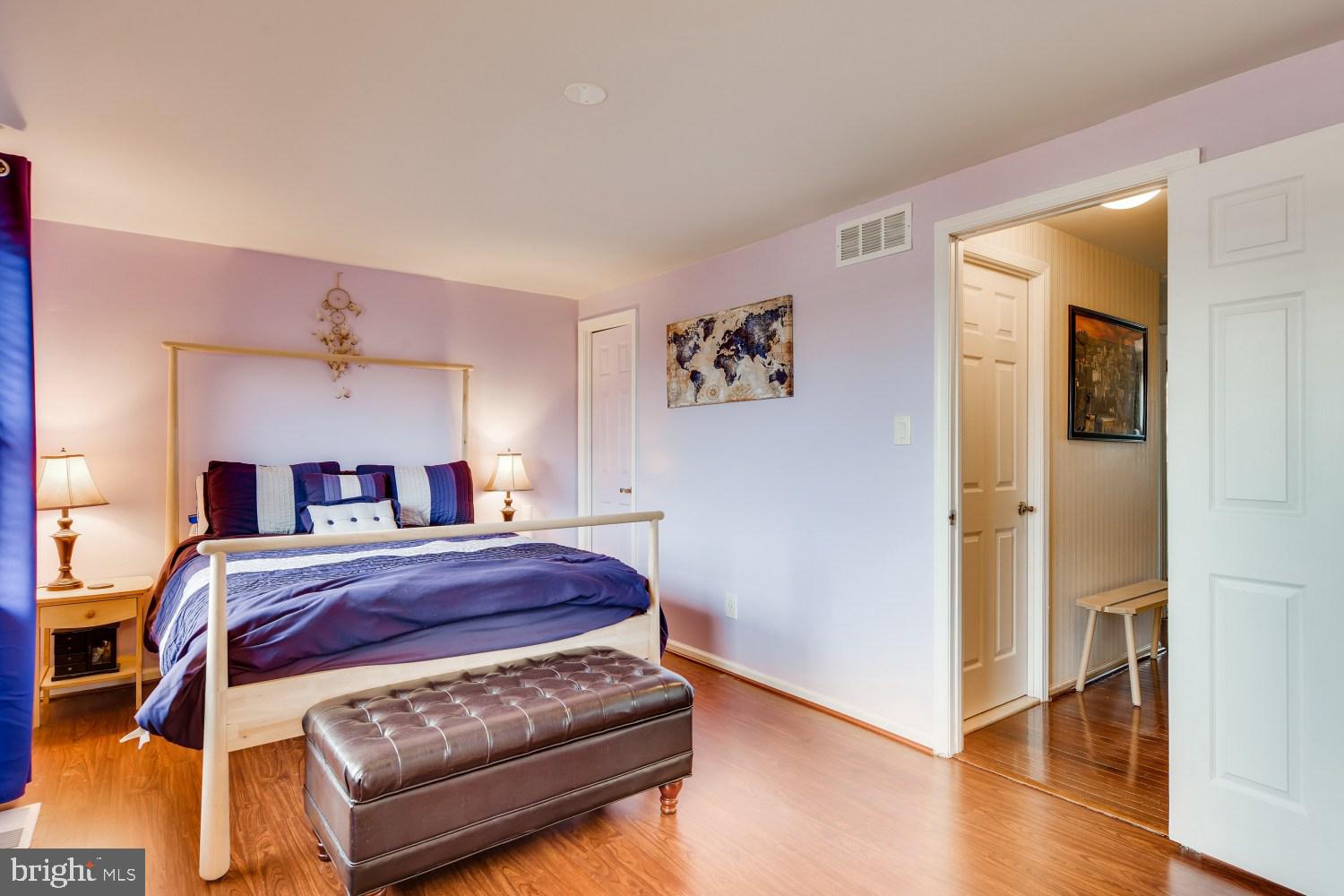 KINGS COURT - Residential