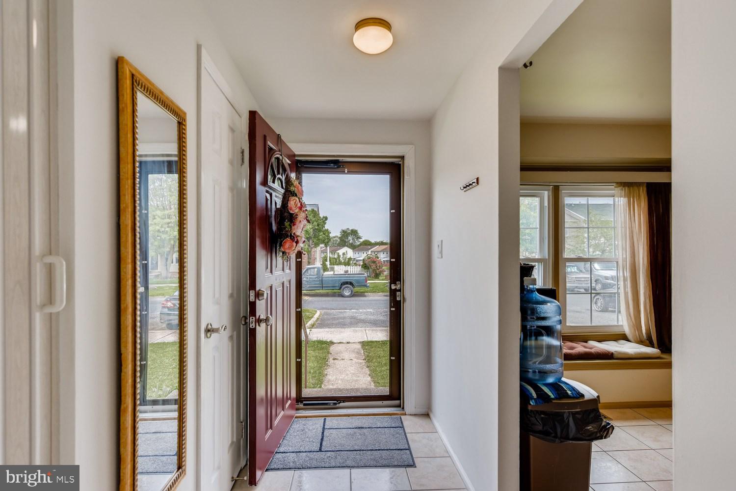 KINGS COURT - Residential