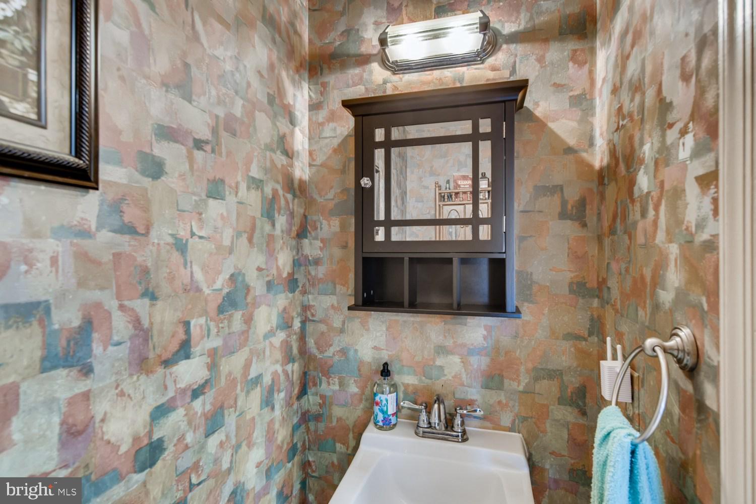 KINGS COURT - Residential