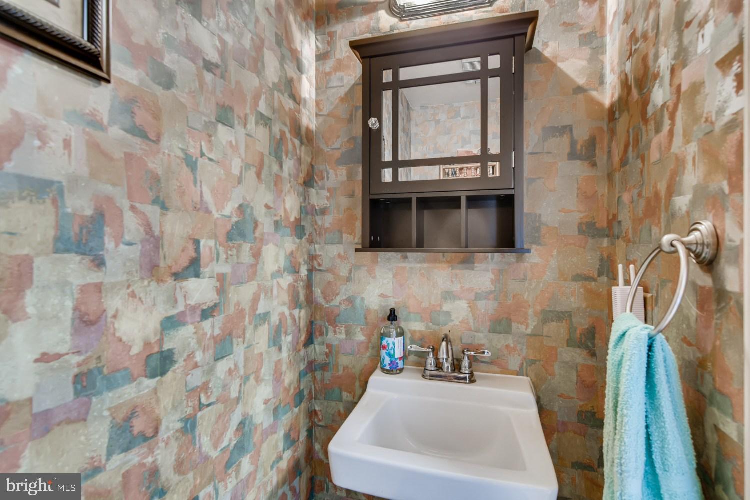 KINGS COURT - Residential