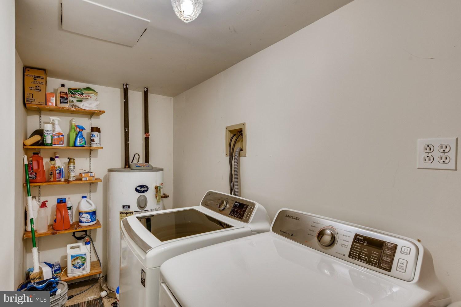 KINGS COURT - Residential