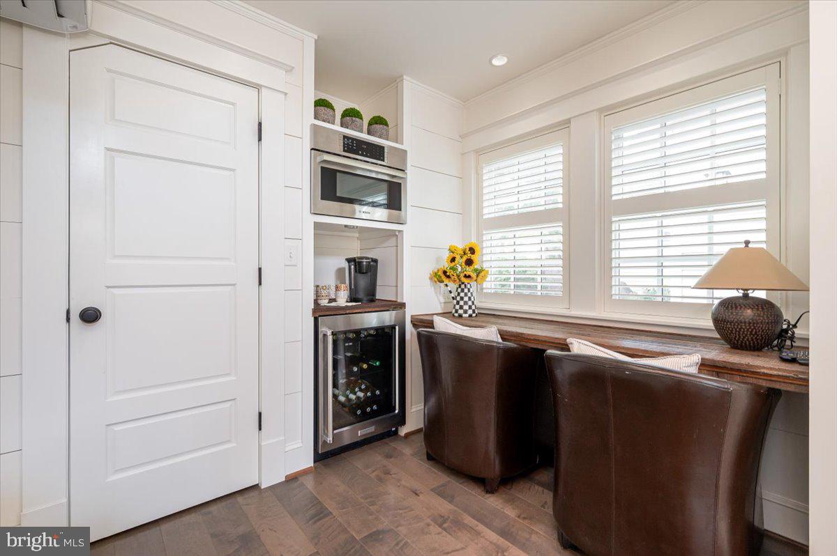 MURRAY HILL - Residential