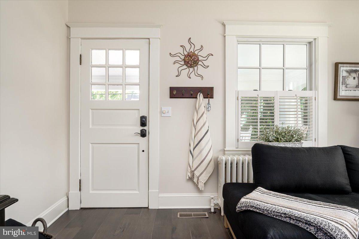 MURRAY HILL - Residential