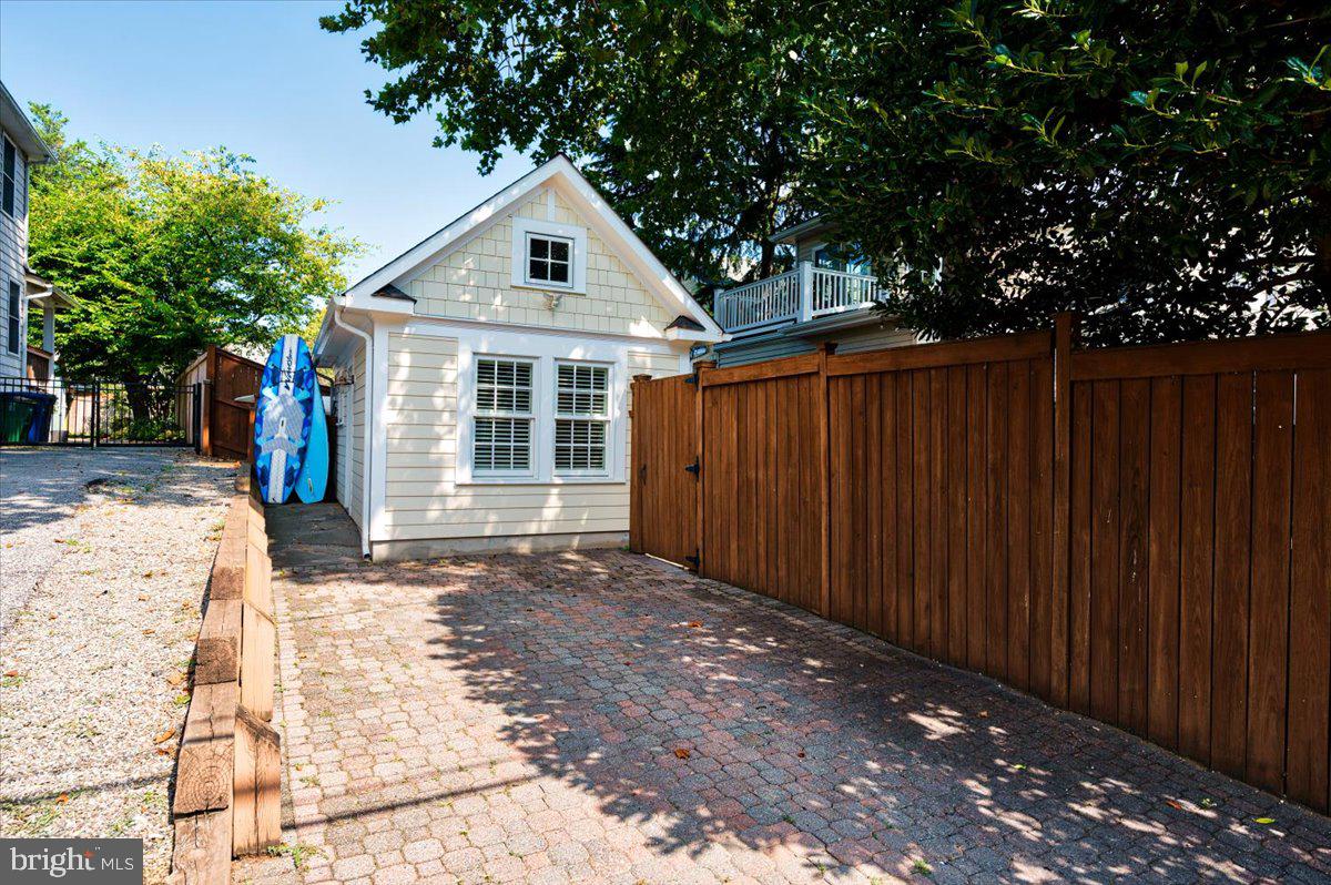 MURRAY HILL - Residential