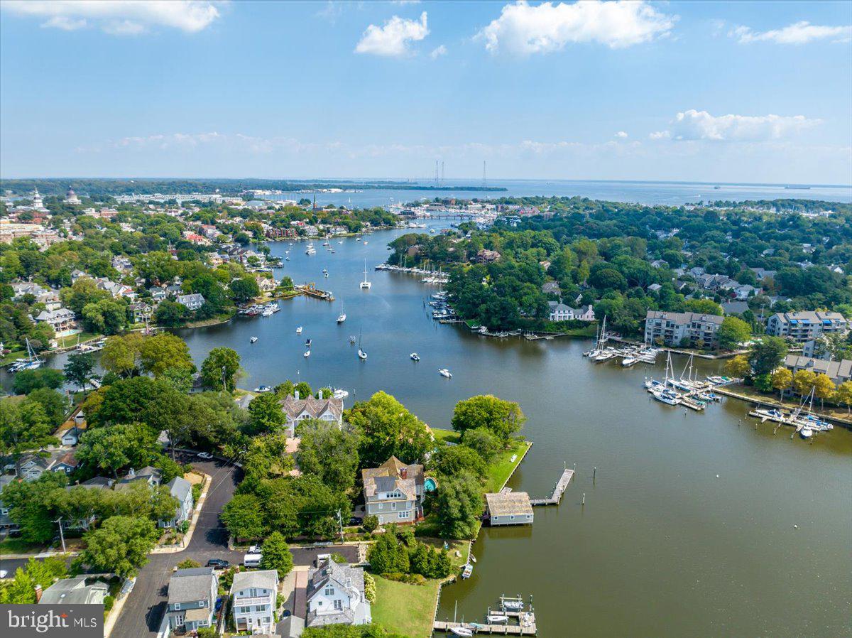 MURRAY HILL - Residential