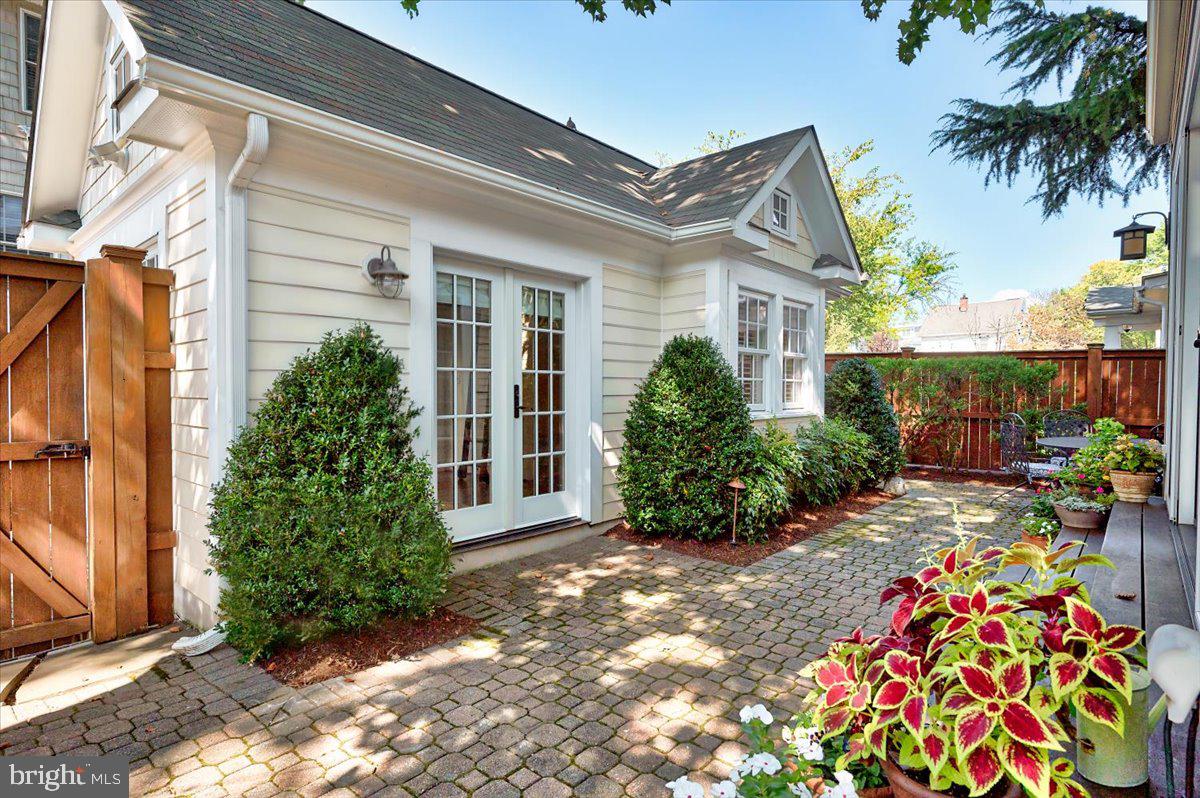 MURRAY HILL - Residential