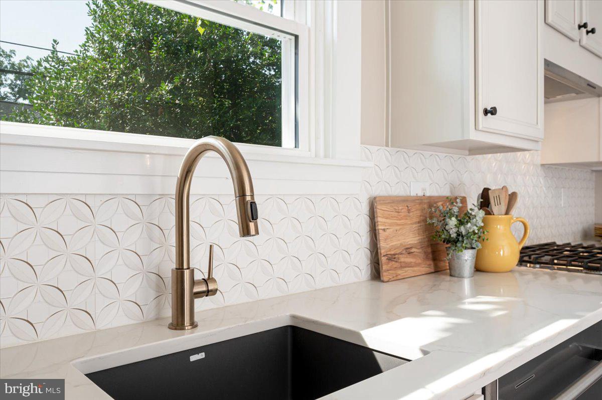 MURRAY HILL - Residential