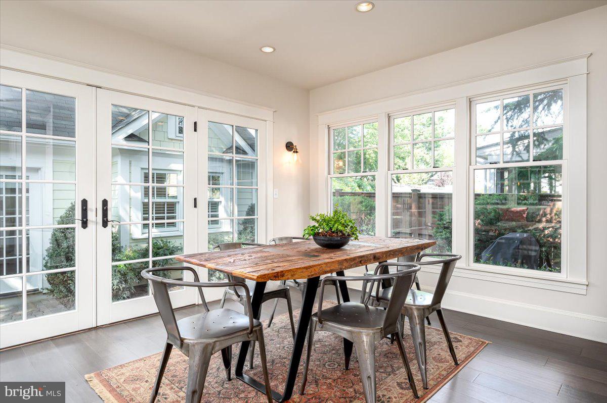 MURRAY HILL - Residential