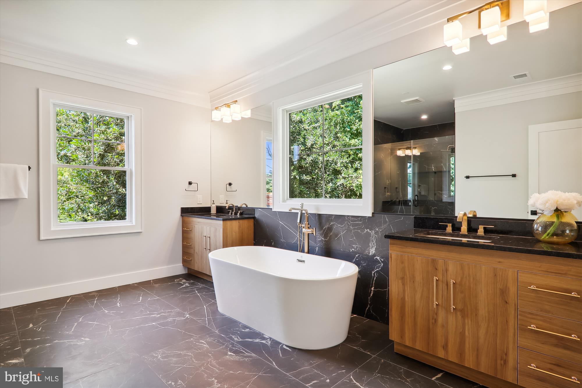 KENSINGTON TERRACE - Residential