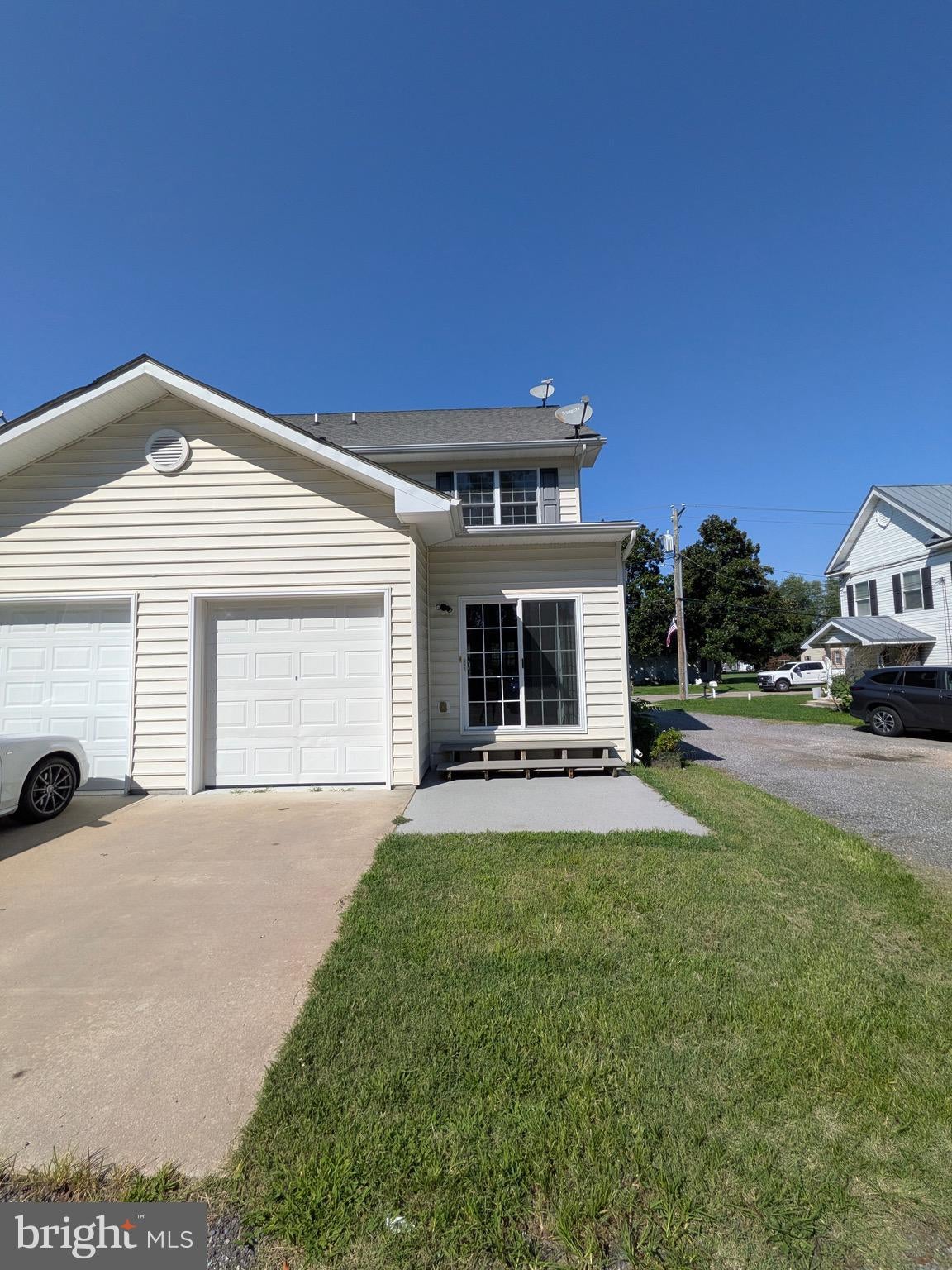 310 DEL RHODES AVENUE