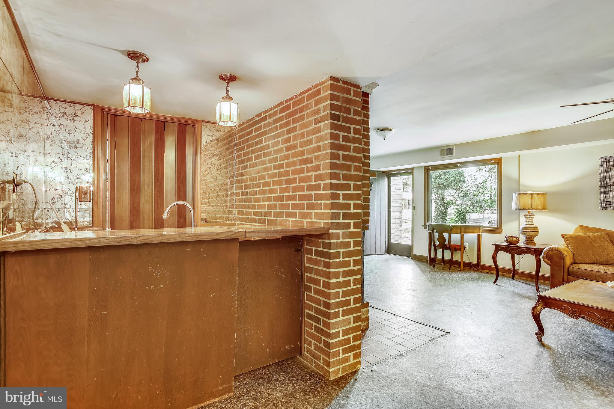 THE ENGLISH HILLS - Residential