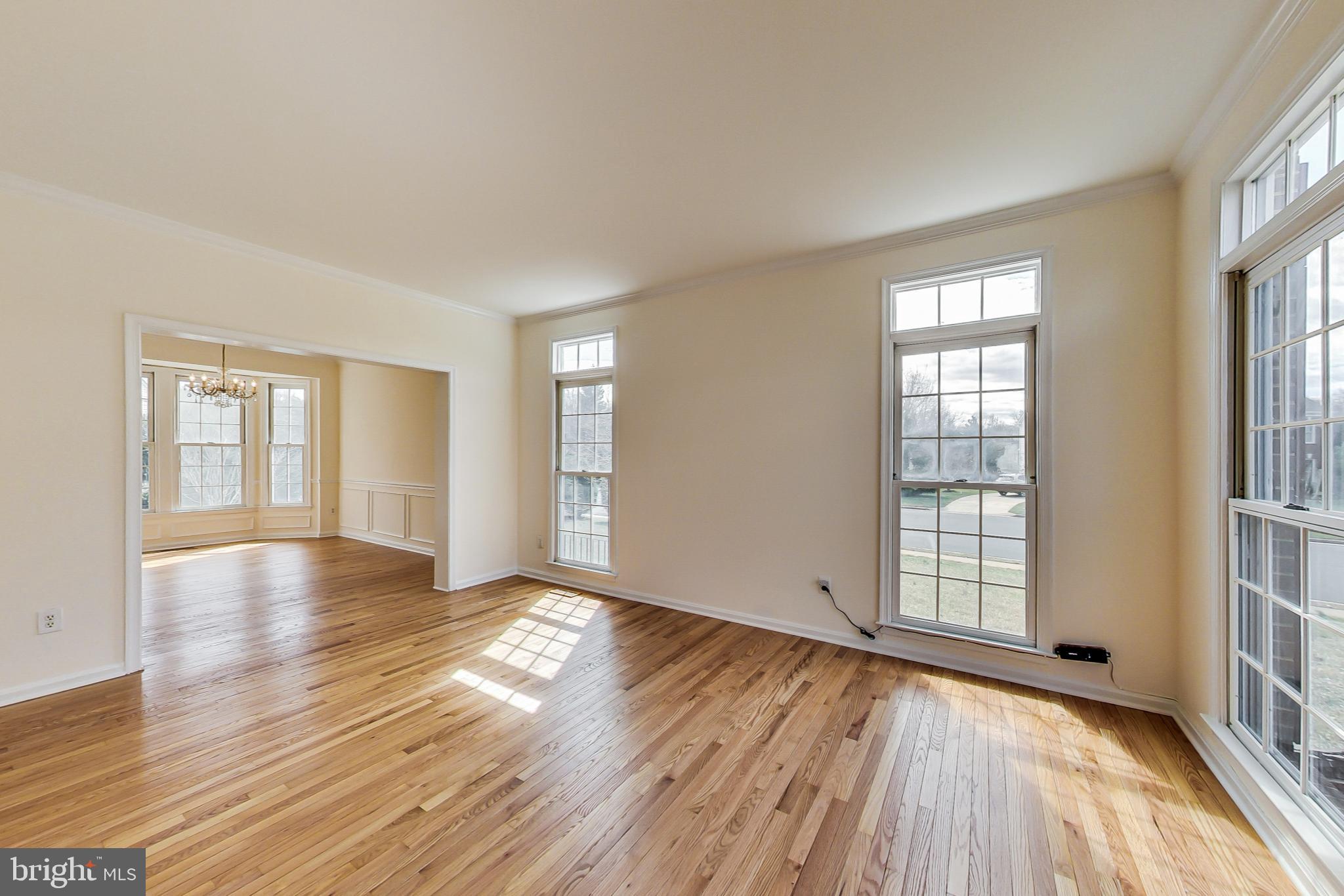 CROSSPOINTE - Residential