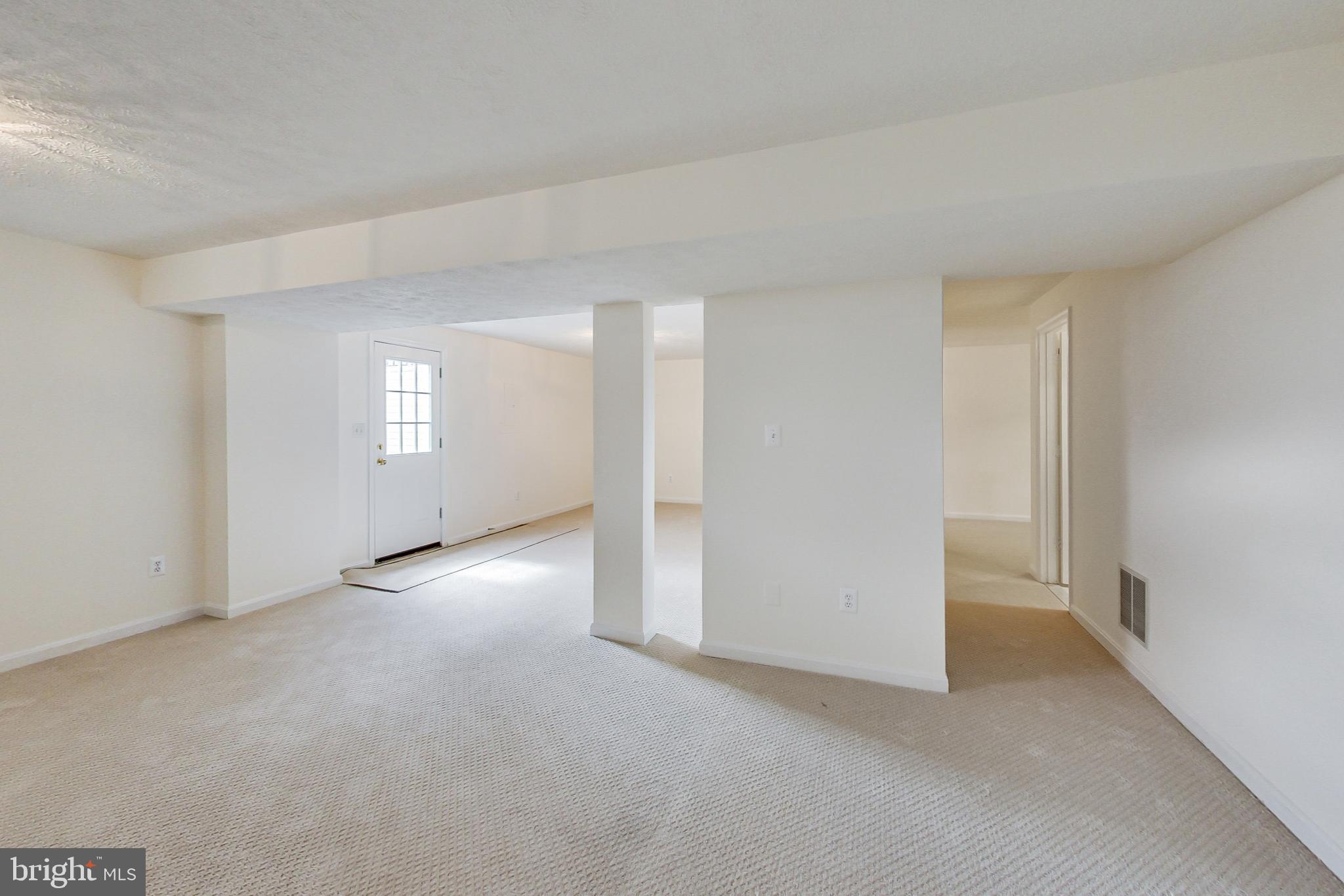 CROSSPOINTE - Residential