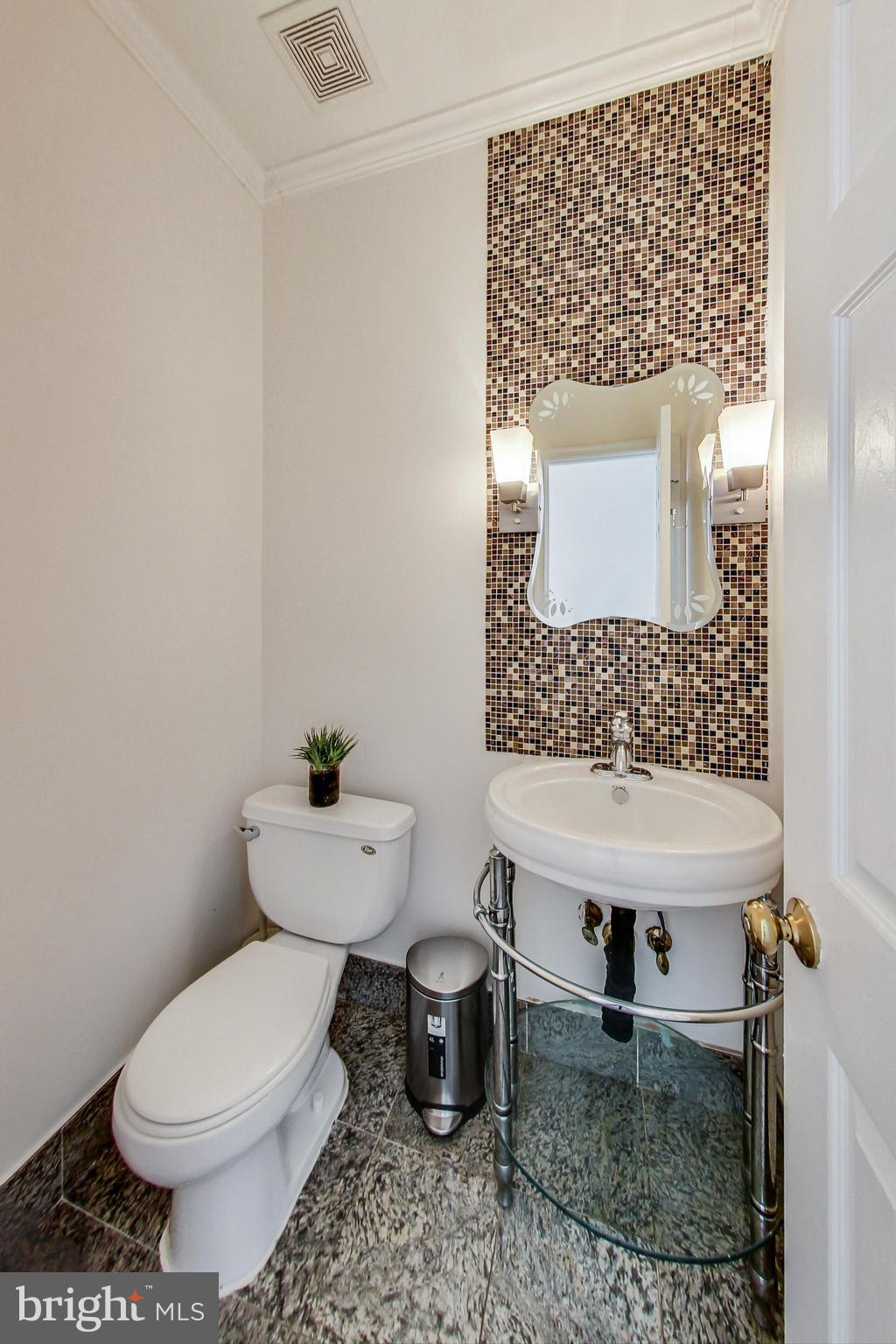 CROSSPOINTE - Residential