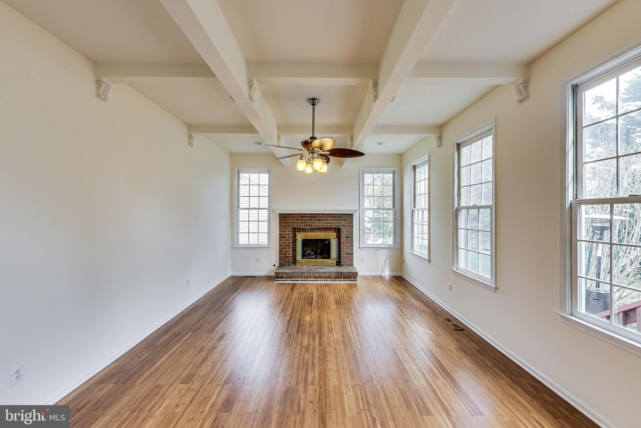 CROSSPOINTE - Residential