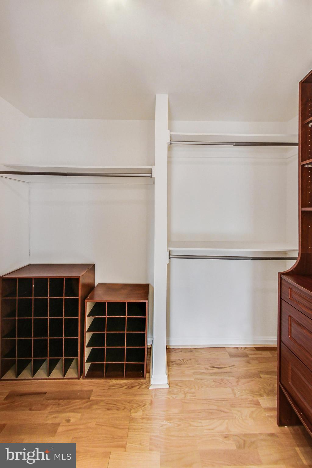 CROSSPOINTE - Residential