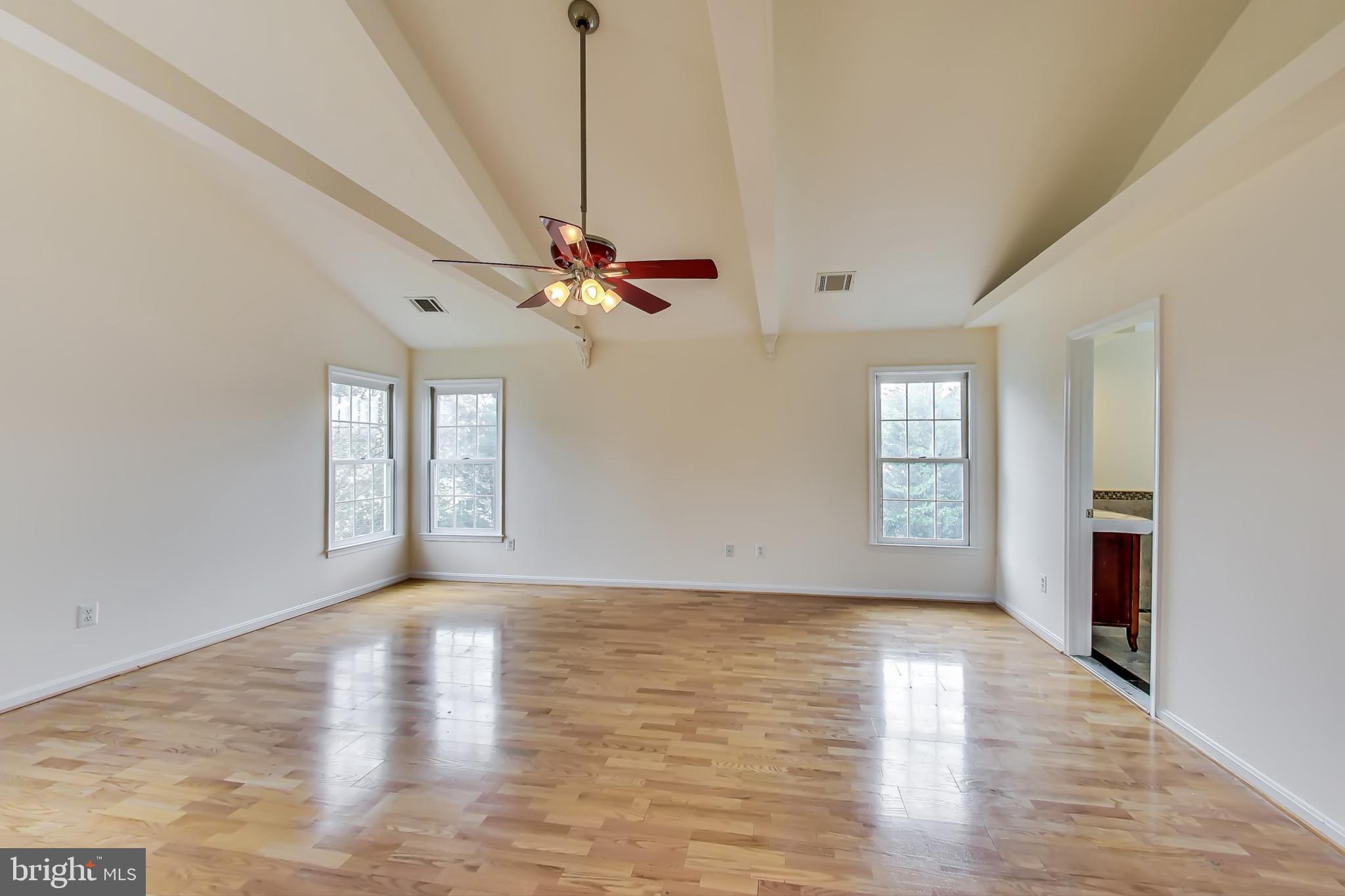 CROSSPOINTE - Residential