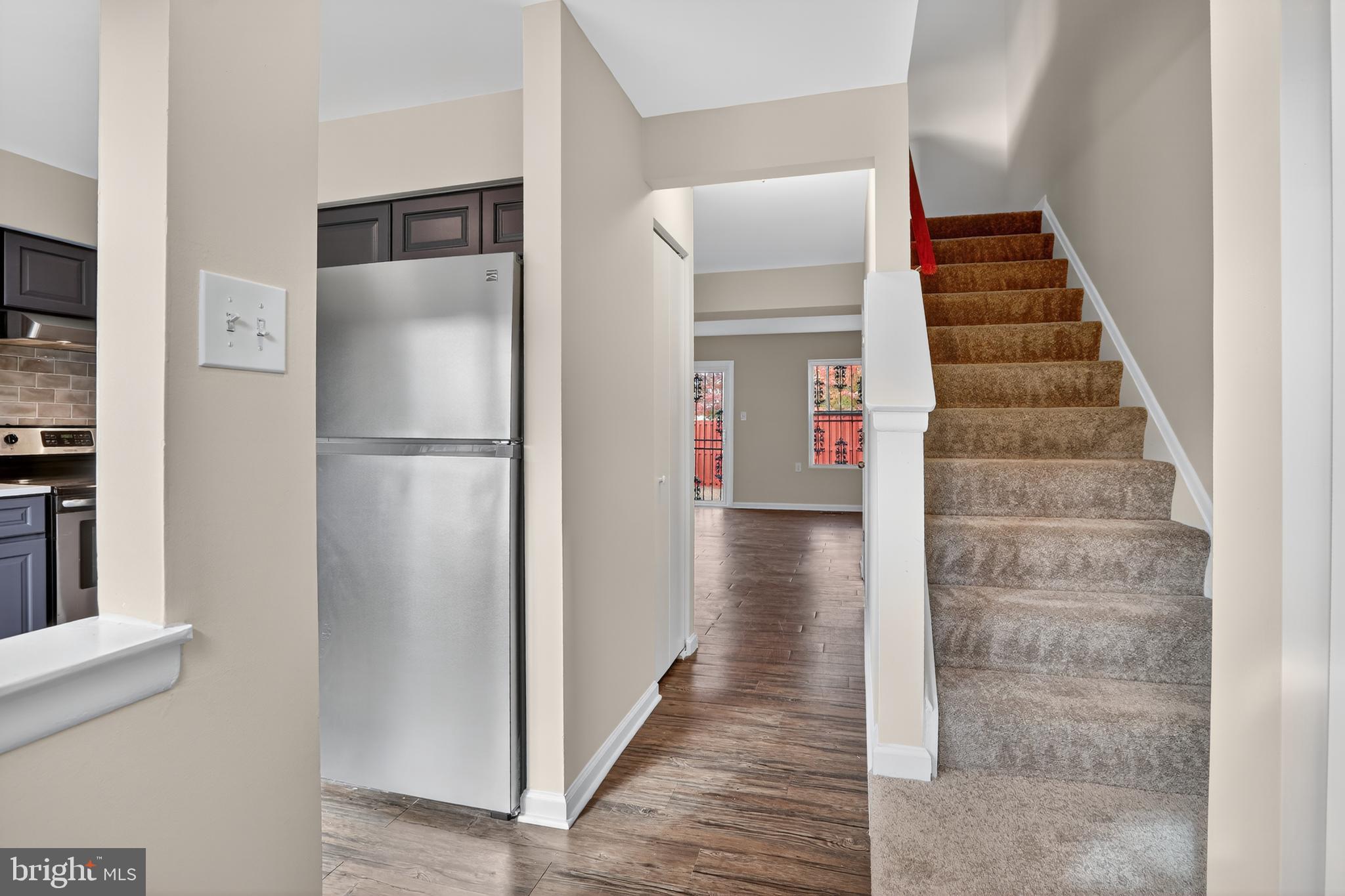 JOHNSTON SQUARE - Residential