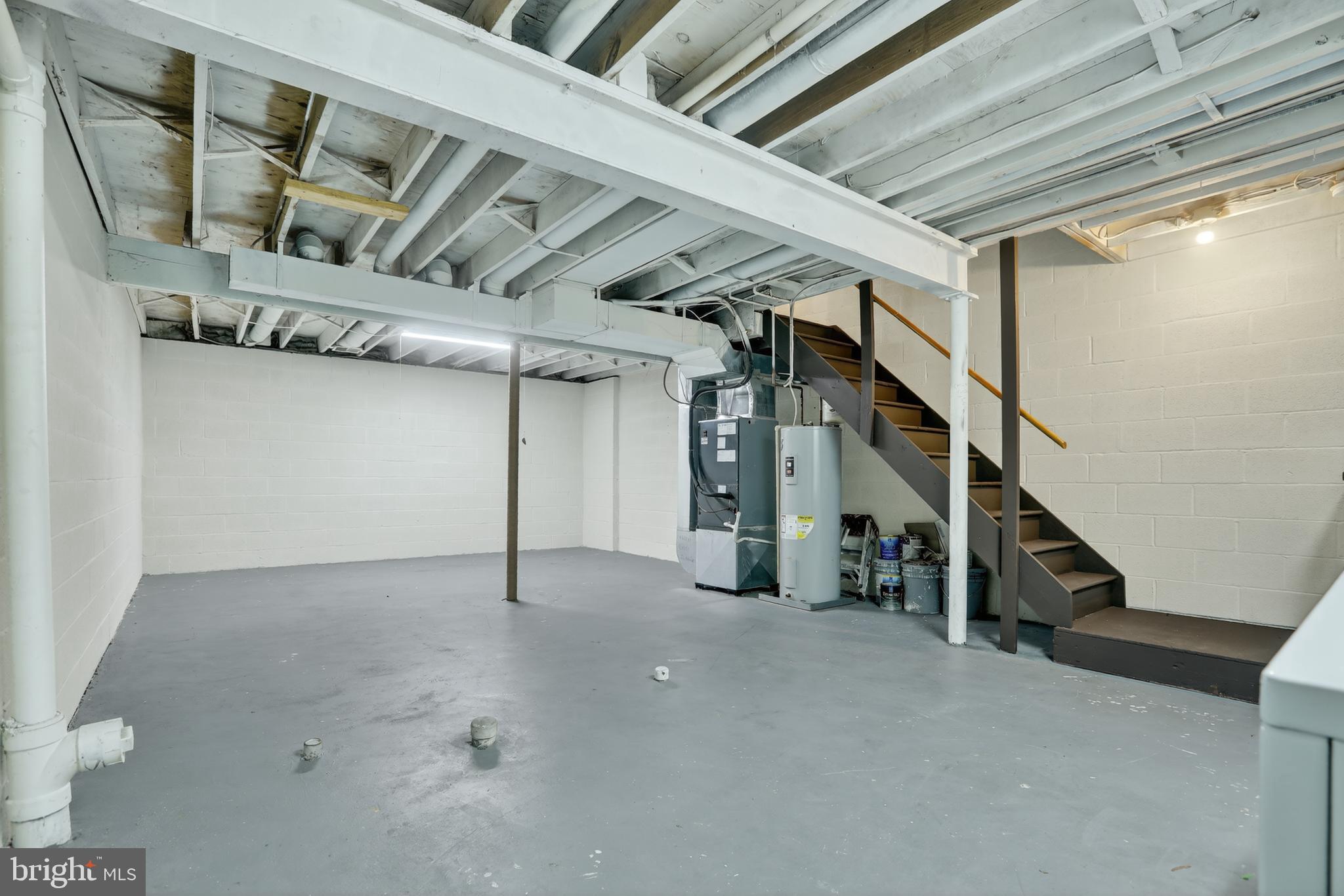 JOHNSTON SQUARE - Residential