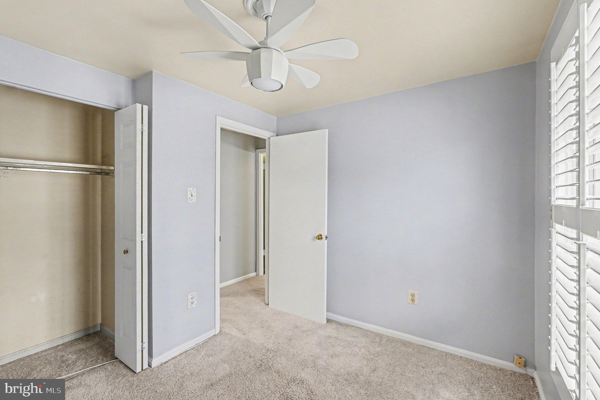 GOLDEN ACRES - Residential