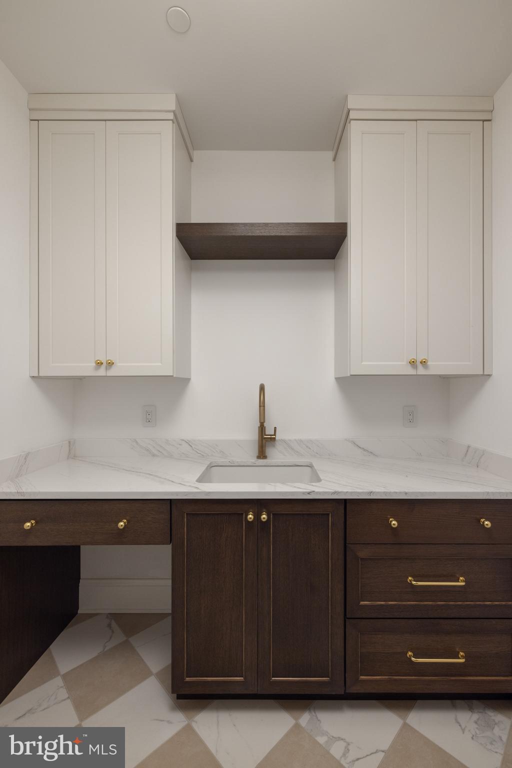 KENWOOD - Residential