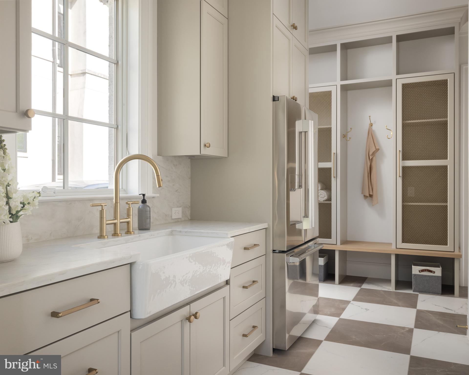 KENWOOD - Residential