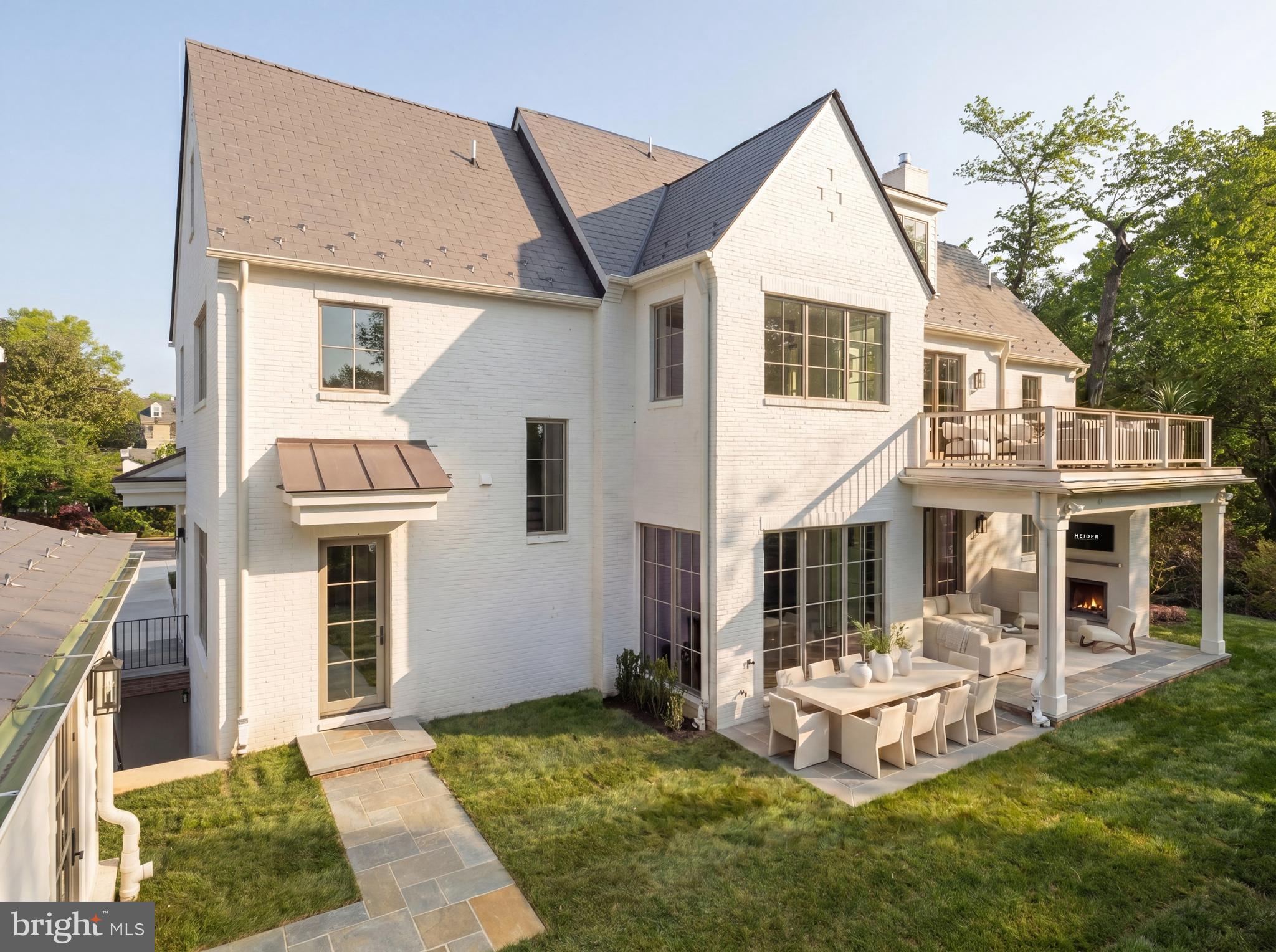 KENWOOD - Residential