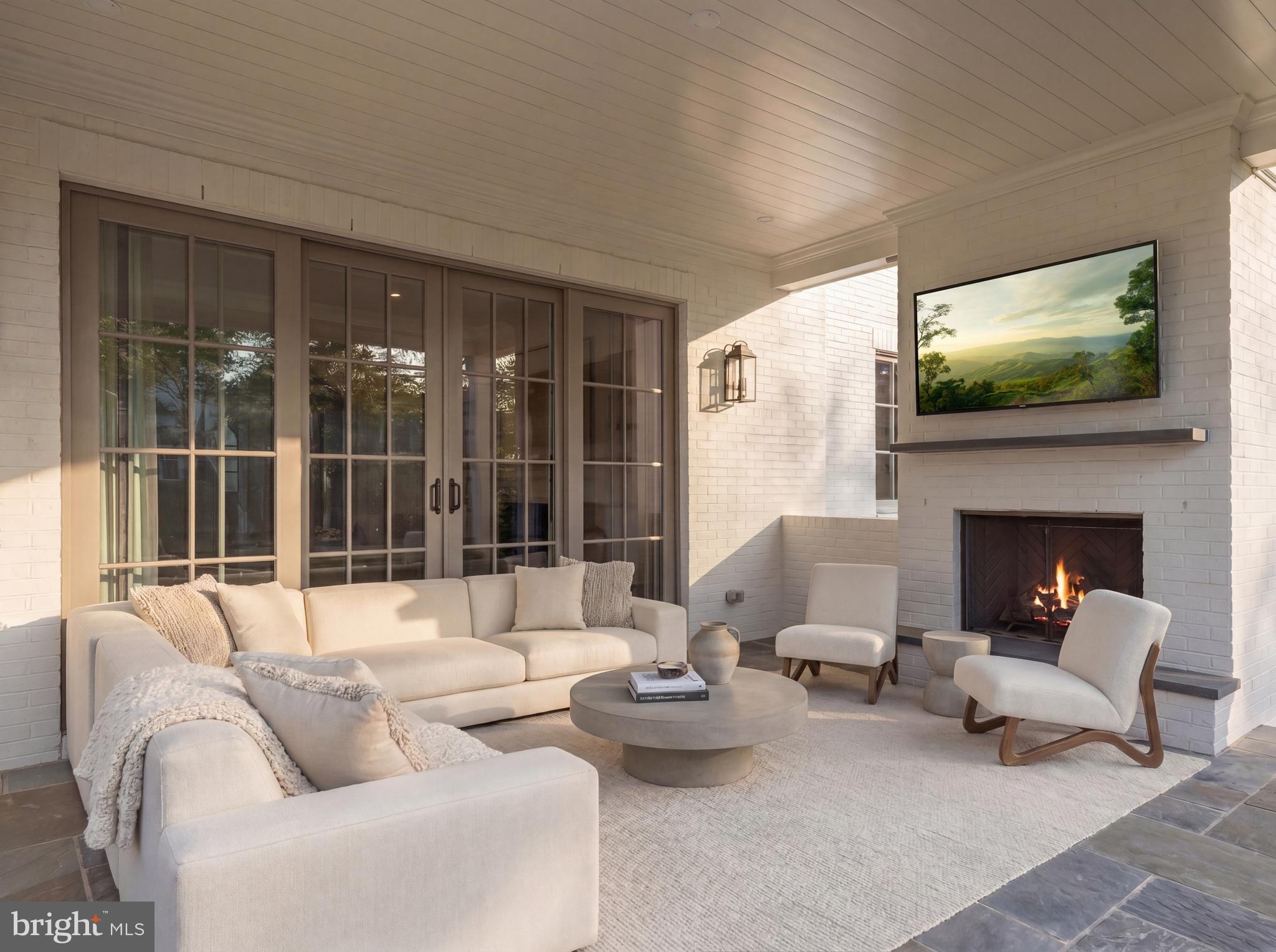 KENWOOD - Residential
