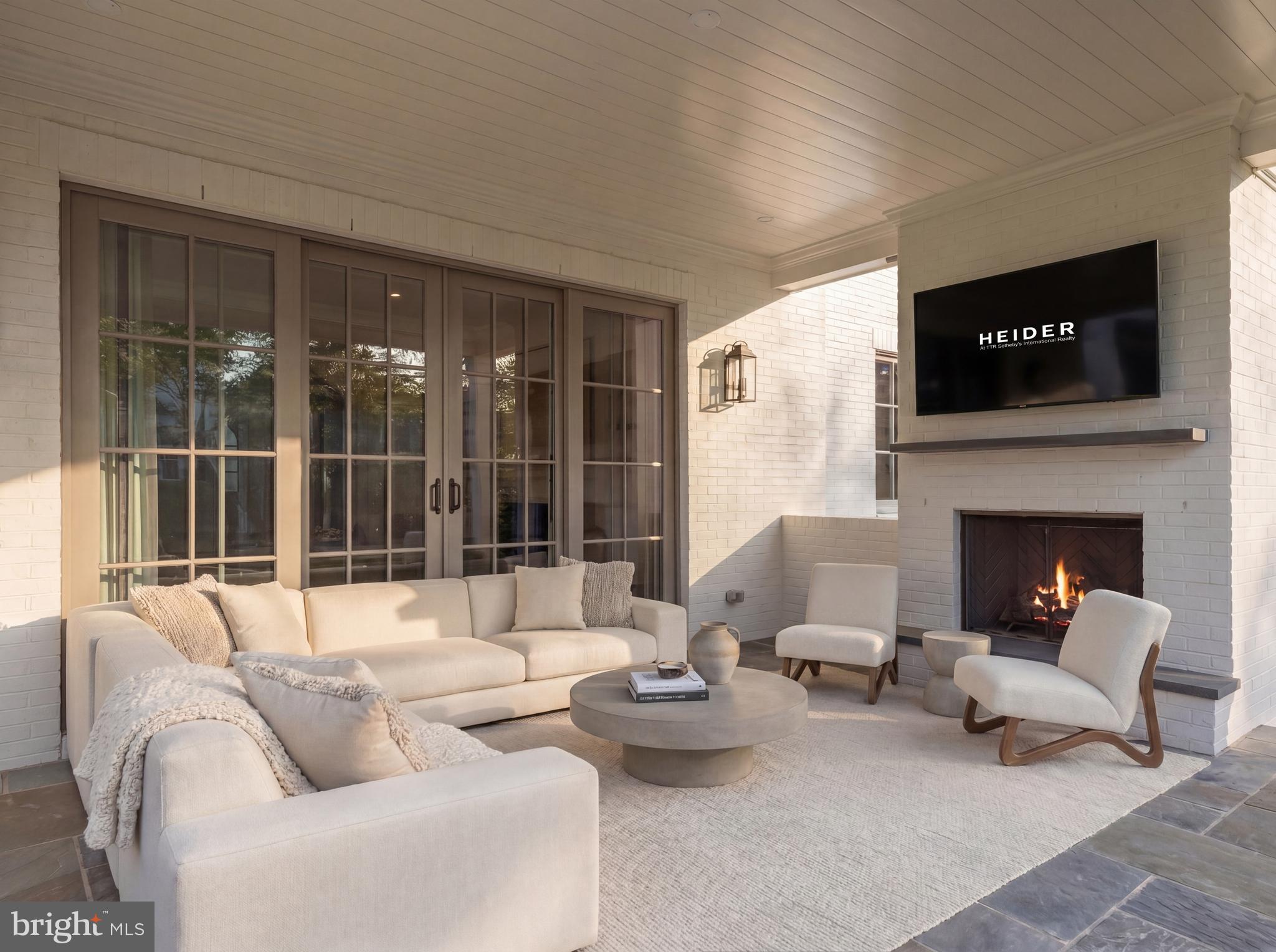 KENWOOD - Residential