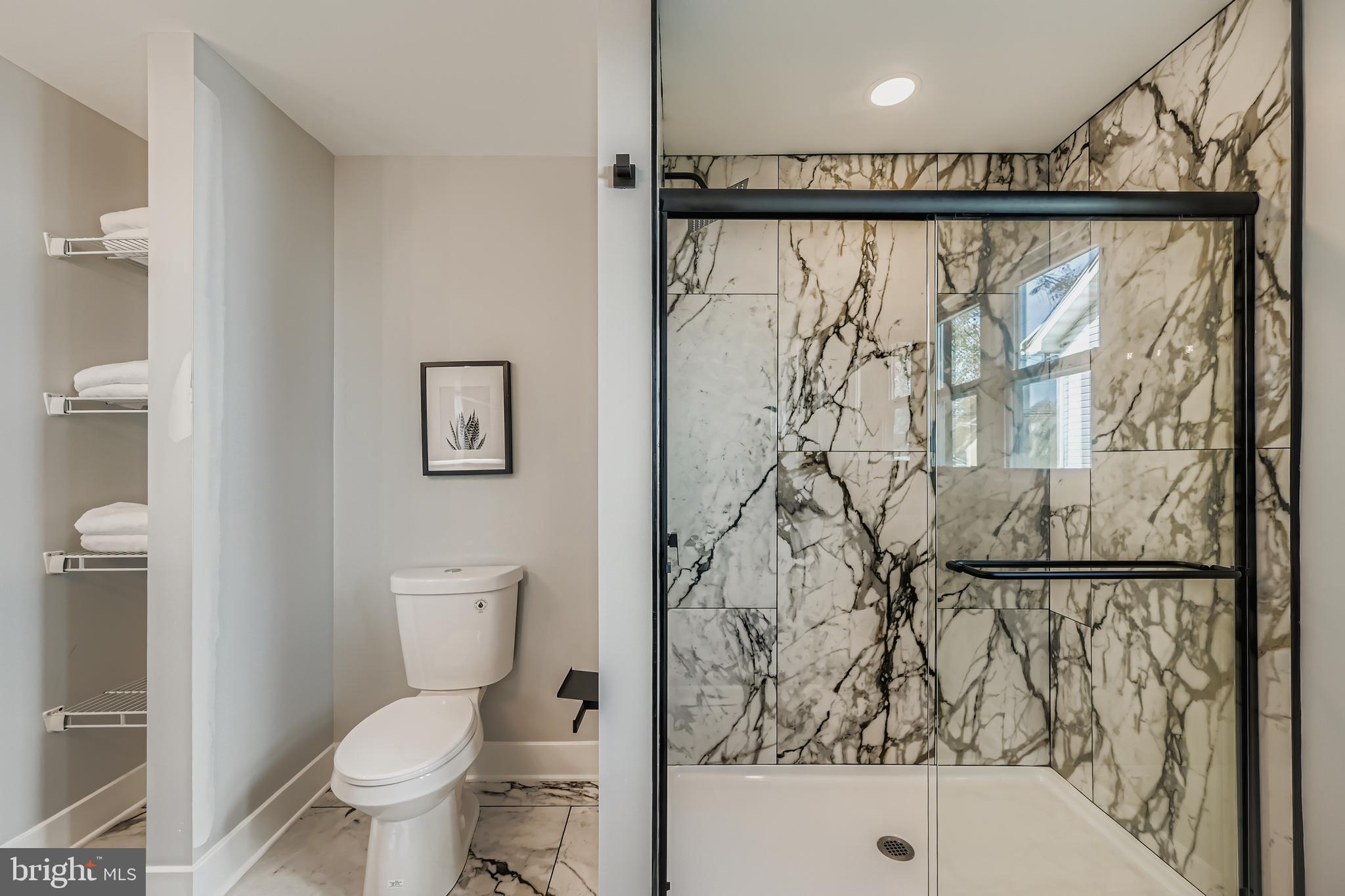 LODGE FOREST MANOR - Residential