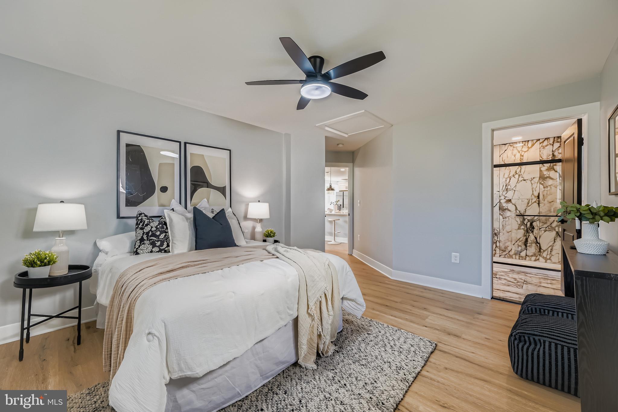 LODGE FOREST MANOR - Residential