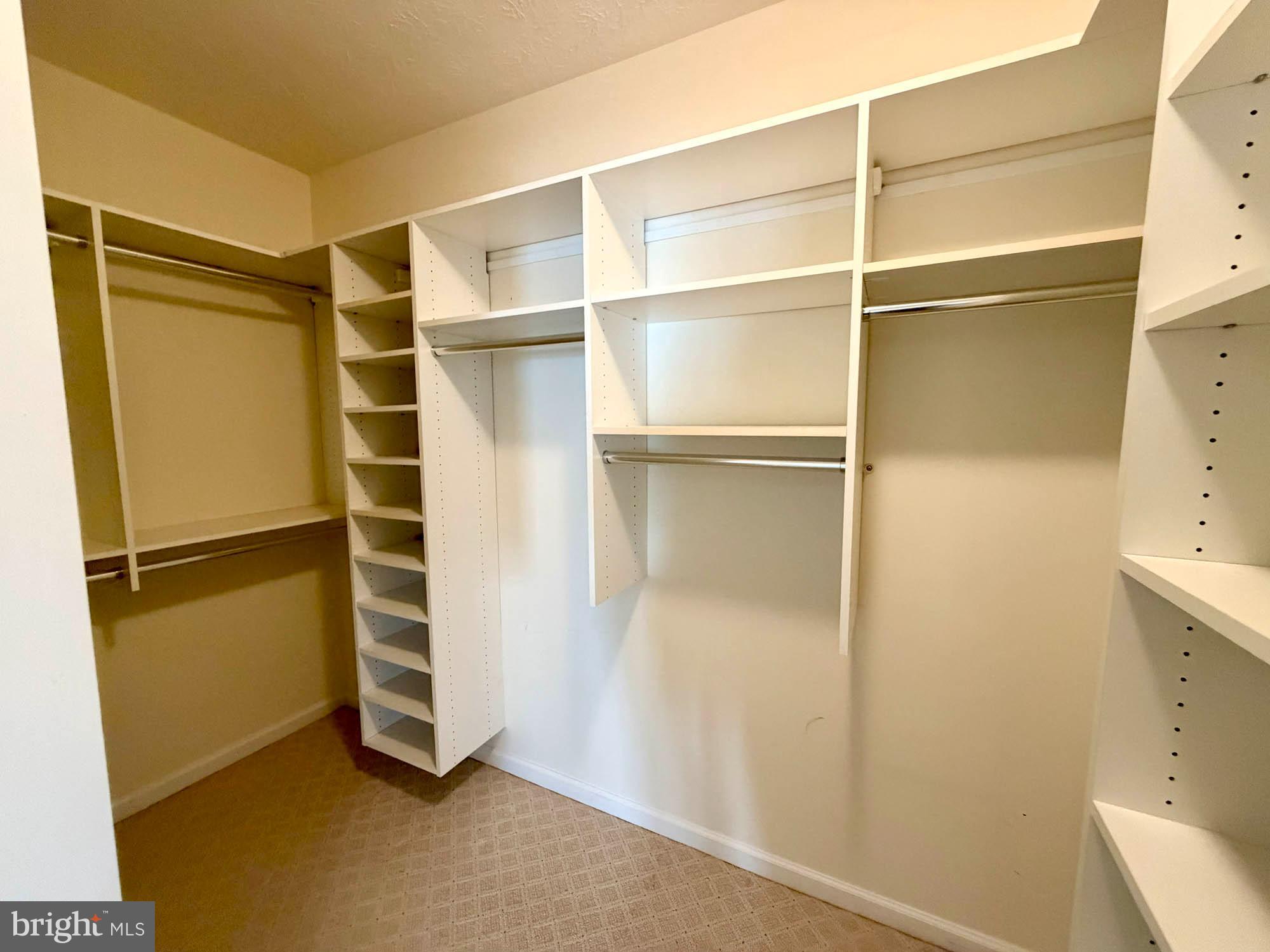 WINDSOR AT PERRY HALL FARMS - Residential