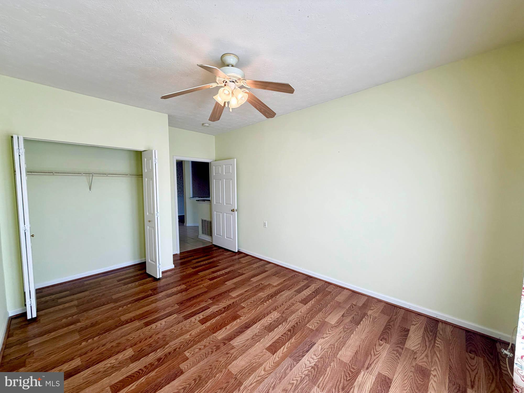 WINDSOR AT PERRY HALL FARMS - Residential