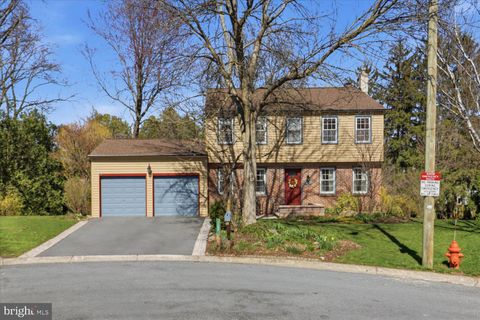 3309 CAROLINE DRIVE EAST PETERSBURG PA 17520