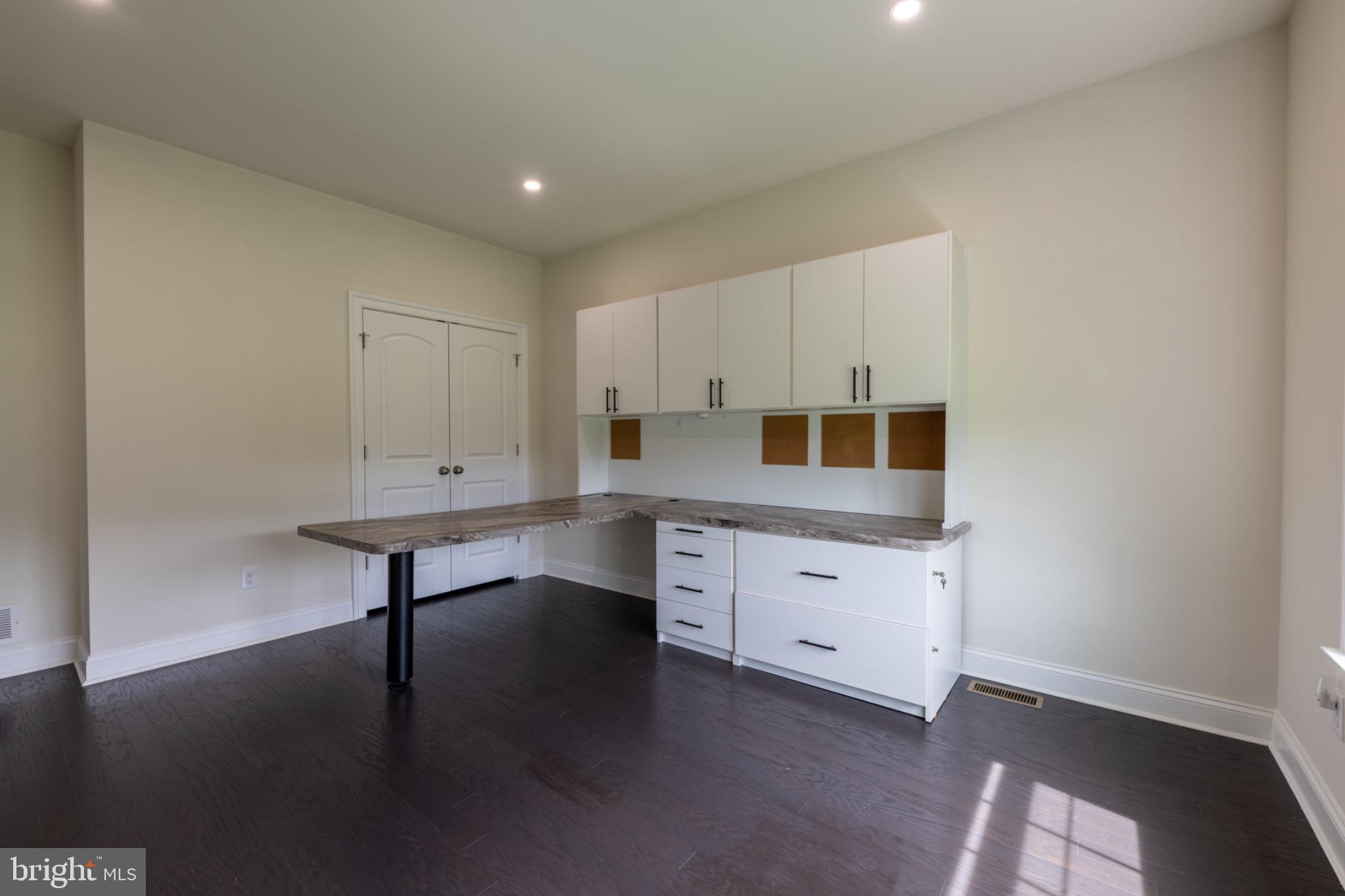 MASSEYS MILL - Residential