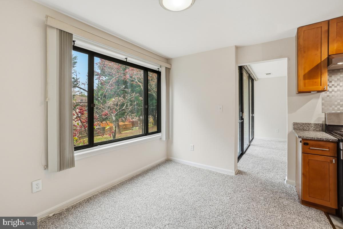 VILLAGE OF LONG REACH - Residential