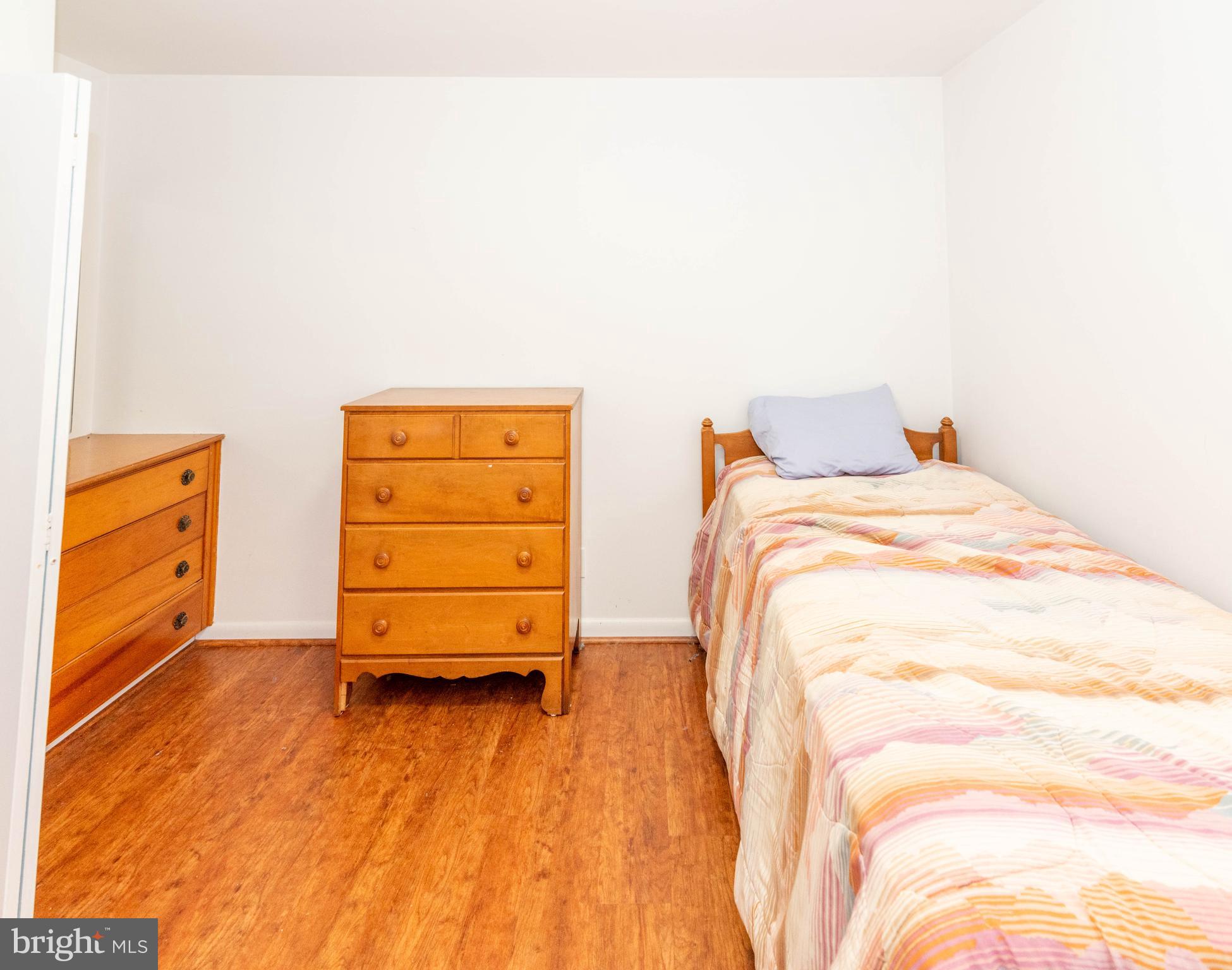 HAVERFORD - Residential