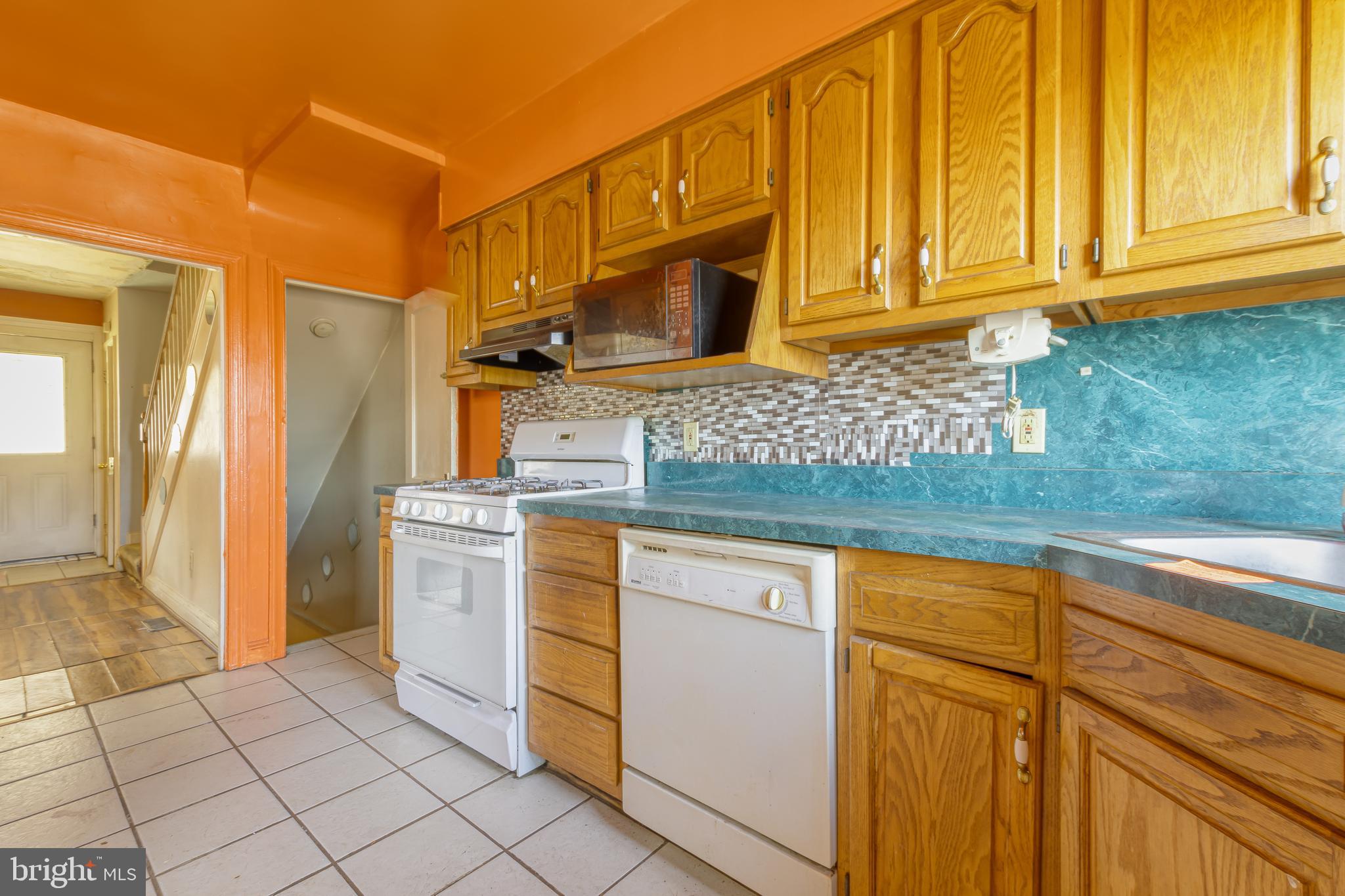 EDNOR GARDENS - LAKESIDE - Residential