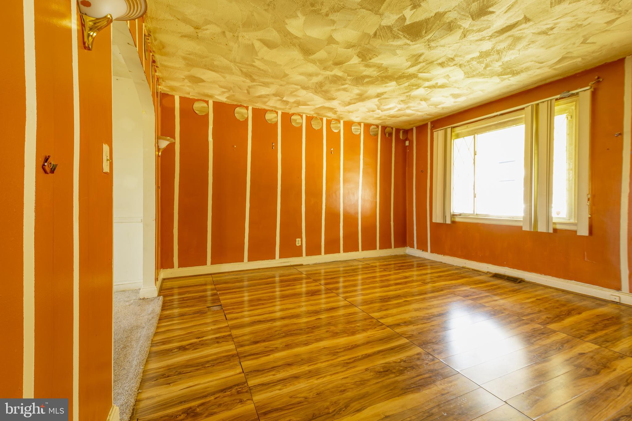 EDNOR GARDENS - LAKESIDE - Residential