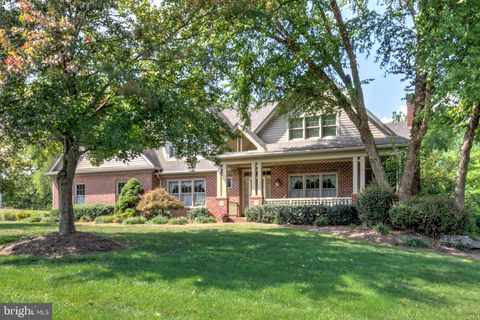 Photo of 2 Resch Lane, LANCASTER, PA 17602 (MLS # PALA2076530)