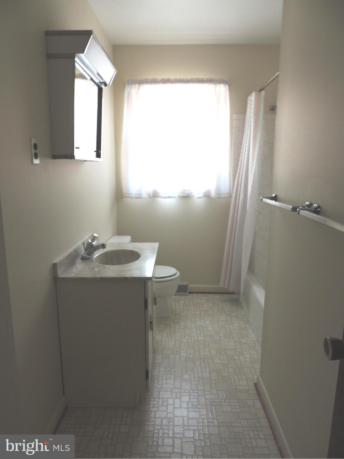 LYNCH POINT - Residential