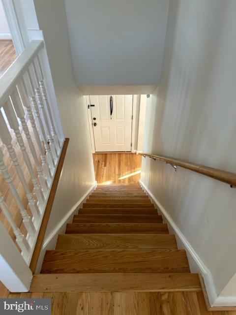 WHEATON HILLS - Residential Lease