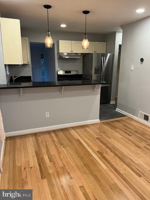 WHEATON HILLS - Residential Lease